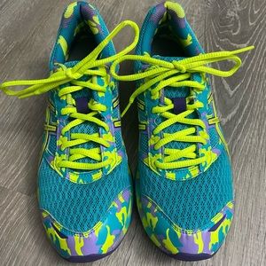 Women’s ASICS size 7